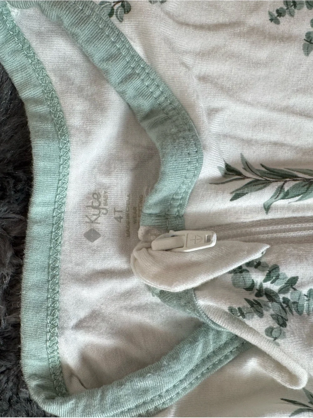 Kyte Baby White Baby Sleeper with Green Leaf Print